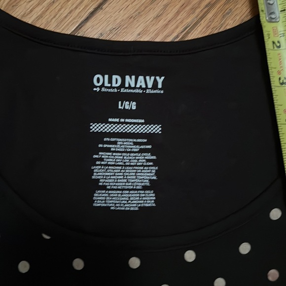 Old navy 🖤🤍 top - Picture 3 of 4
